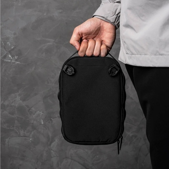 NWT ALPAKA METRO SLING MAX - Picture 11 of 16